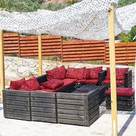 Katigiorgis Blue & * Agios Georgios (Thessaly)