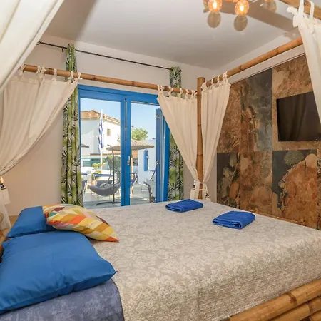 Katigiorgis Blue & * Άγιος Γεώργιος